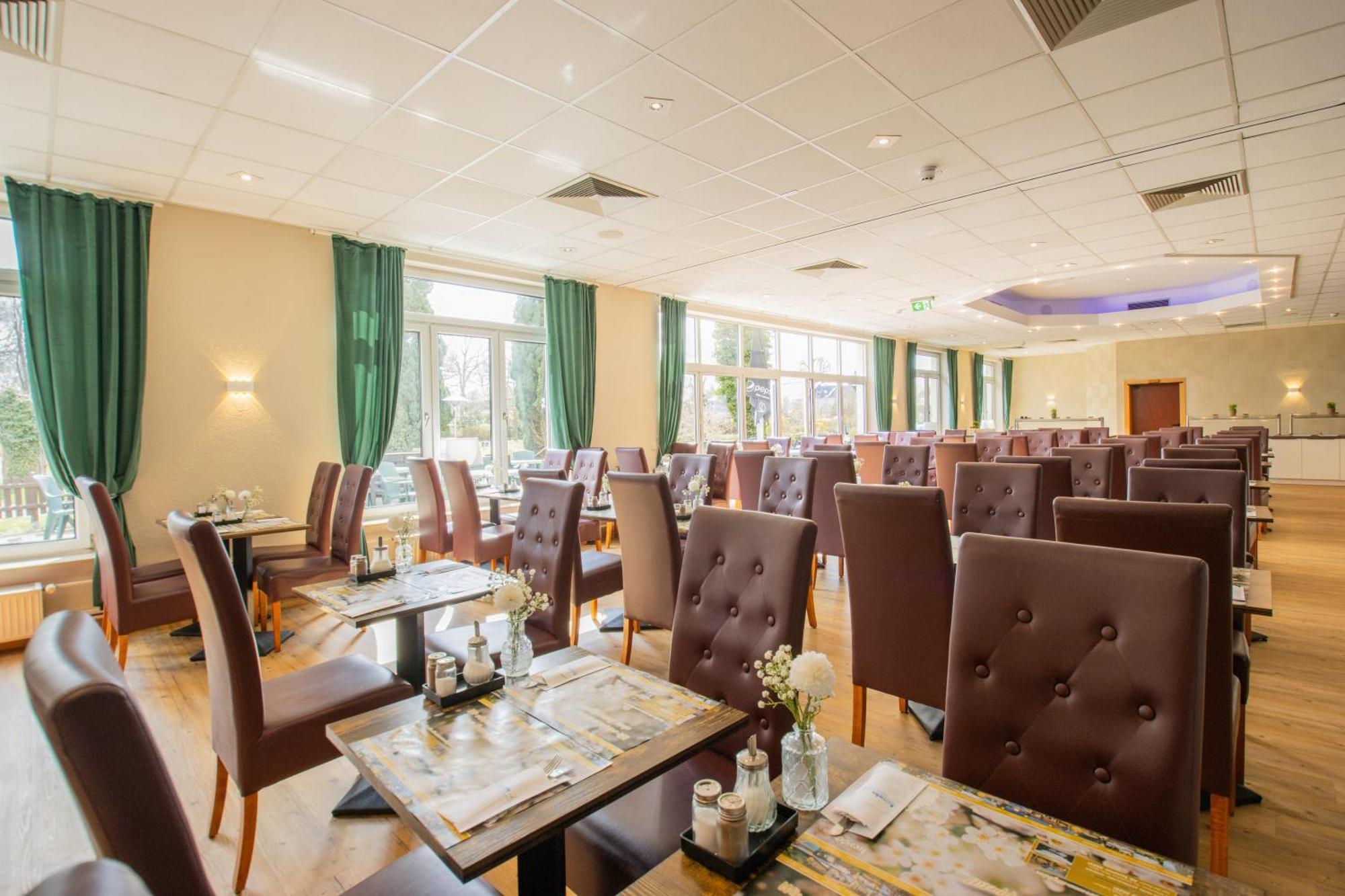Seehotel Brandenburg An Der Havel Brielow Exterior foto