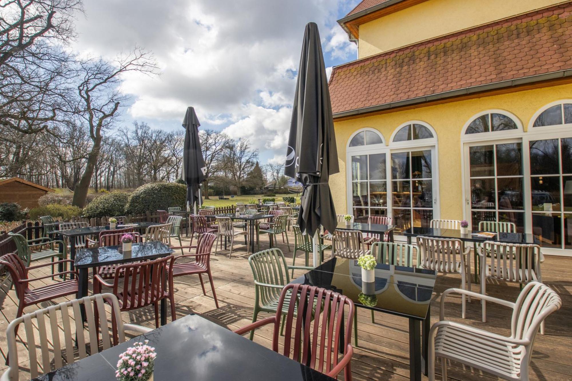 Seehotel Brandenburg An Der Havel Brielow Exterior foto