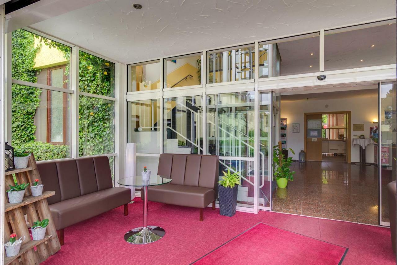Seehotel Brandenburg An Der Havel Brielow Exterior foto